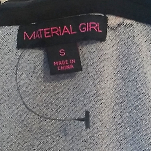 Dresses & Skirts - Dress